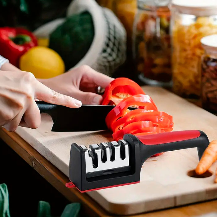 Заема минимално място и се вписва перфектно във всяка кухня със своя преносим дизайн!