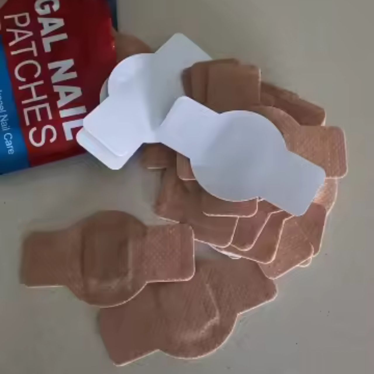 FungalPatches, възстановителни пластири за грижа за увредени нокти (21 бр.) - Image 3