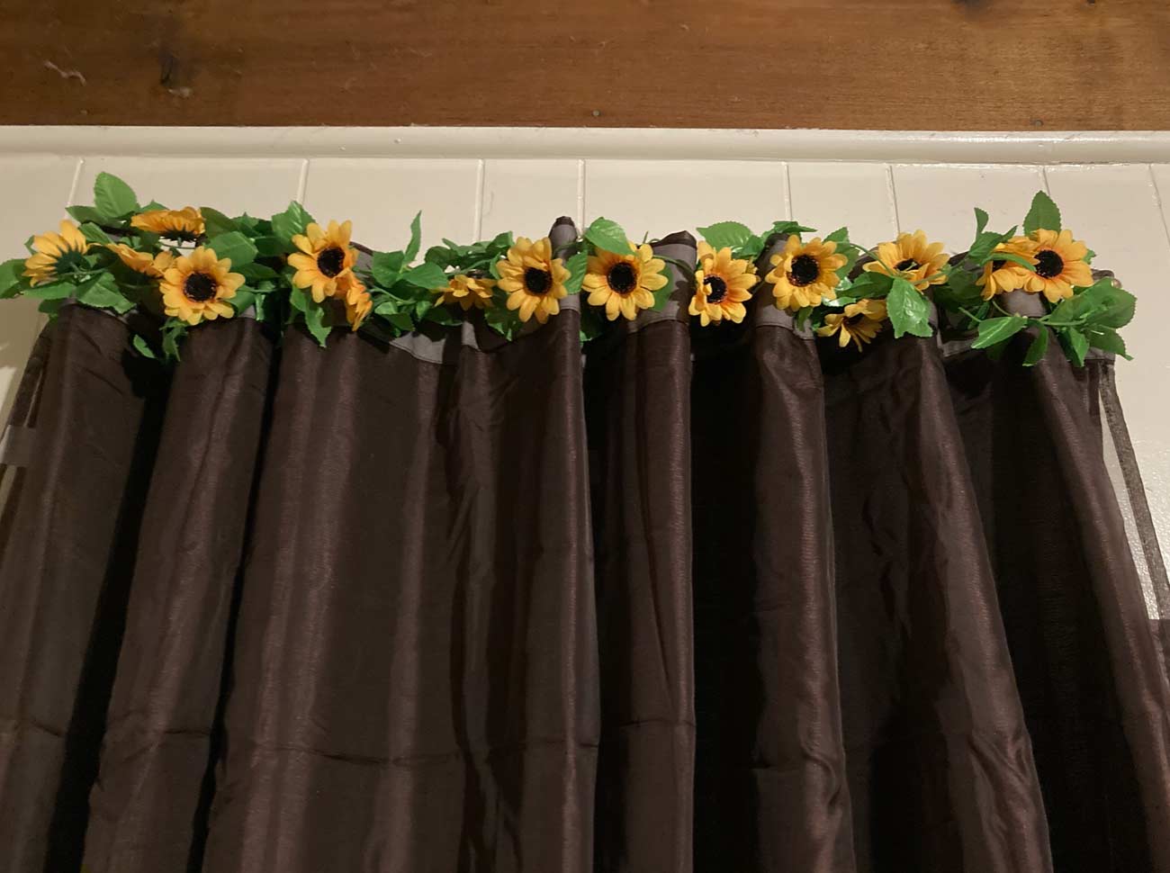 GarlandSunflower, изкуствен гирлянд със слънчогледи с естествен вид (2 броя) - Image 9